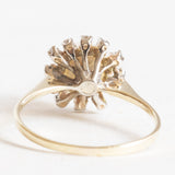 Vintage-Gänseblümchenring aus 14-karätigem Gelb- und Weißgold mit weißer Perle und Diamanten im Brillantschliff (ca. 0.18 ctw), 70er Jahre