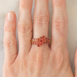 Anello in oro giallo 9K con pietre rosse