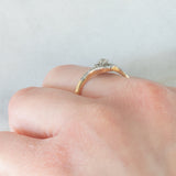 Anillo tourbillon vintage de oro amarillo de 18 quilates y plata con diamantes (centro de aprox. 0.15 ct), década de 50