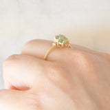 Toi et Moi vintage in oro giallo 14K con zaffiri verdi sintetici (1ctw ca.) e diamanti
