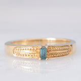 Solitario in oro giallo 9K con diamante blu trattato (0.07ct)