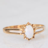 Vintage-Solitär aus 9-karätigem Gelbgold mit Opal (ca. 0.25 ct), 1982