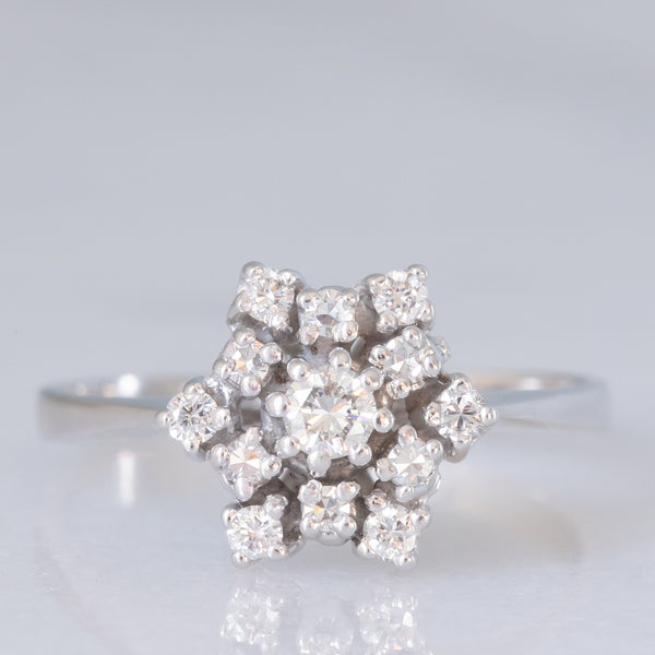 Anello a fiocco di neve in oro bianco 18K con diamanti (0.28ctw ca.), anni ‘70