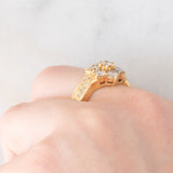 Anello a fiore in oro giallo 18K con diamanti champagne e bianchi (1.50ctw), anni ‘70/‘80