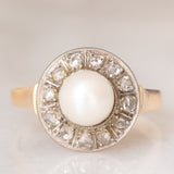 Anello a margherita antico in oro giallo 14K e argento con perla bianca e diamanti di taglio rosetta (0.24ctw ca.), anni ‘10