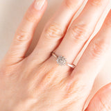 Bague fleur vintage en or blanc 9 carats et diamants (environ 0.20 ct), années 80