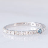 Mezzo eternity vintage in oro bianco 18K con alessandrite (0.06ct) e diamanti (0.45ctw), anni ‘2000