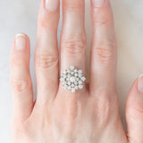 Anello a fiocco di neve vintage in oro bianco 18K con diamanti di taglio brillante (1.33ctw ca.), anni ‘70