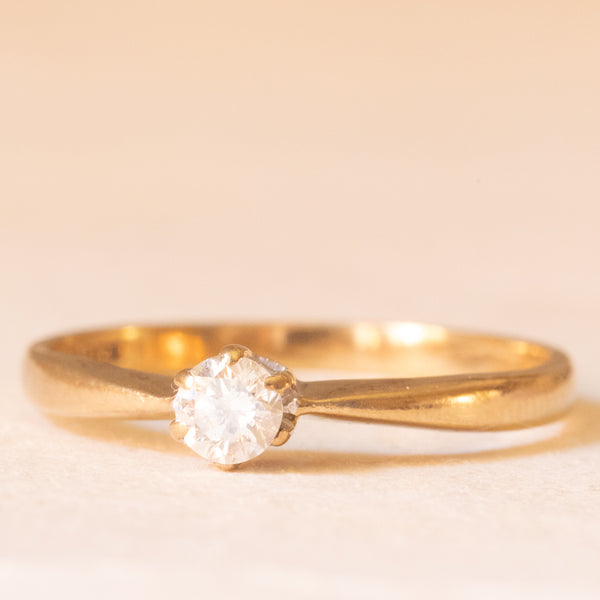 Solitario vintage in oro giallo 9K con diamante di taglio brillante (0.14ct ca.), anno 1988