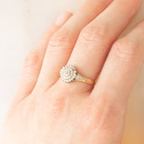 Bague fleur vintage en or jaune et blanc 9 carats avec diamants (environ 0.20 ct au total), 1994