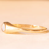 Anello vintage in oro giallo 9K con opale (0.15ct ca.), anno 1987