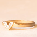 Anello a “V” vintage in oro giallo e bianco 9K con diamanti, anni ‘70