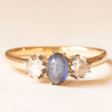 Antike Trilogie aus 18 Karat Gelbgold und Silber mit Saphir im Cabochonschliff (ca. 0.60 ct) und Diamanten im Rosettenschliff (ca. 0.20 ctw), 10er/20er Jahre