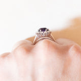 Vintage-Gänseblümchenring aus 14-karätigem Weißgold mit Amethyst (ca. 1.90 ct) und Diamanten im Brillantschliff (ca. 0.48 ctw), 70er Jahre