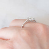 Anello a margherita a goccia in platino con diamanti (0.61ctw), anni ‘2000
