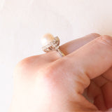 Anello vintage in oro bianco 18K con perla bianca e diamanti (0.34ctw ca.), anni ‘60/‘70