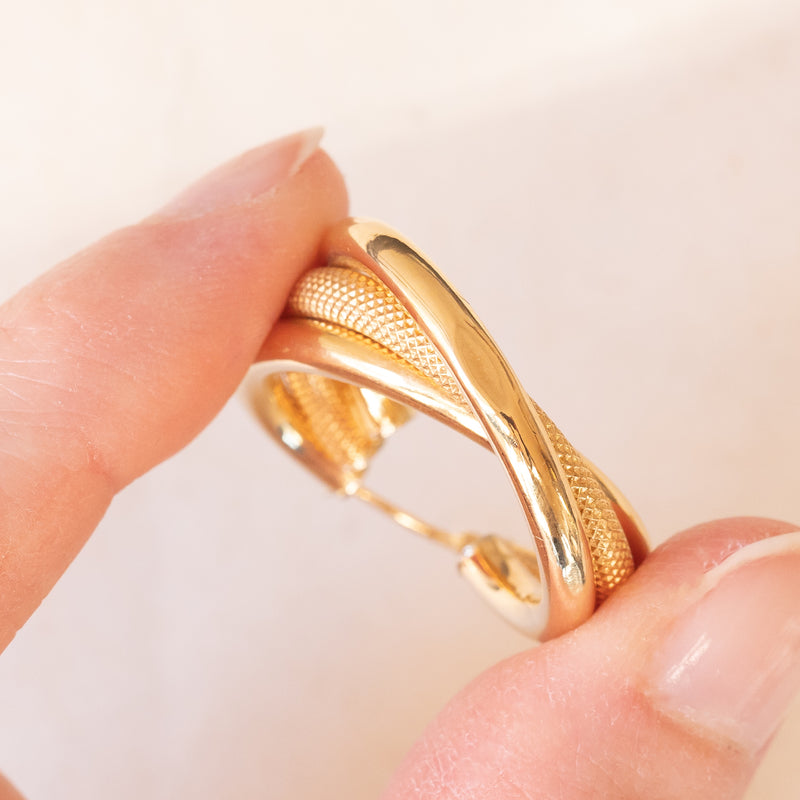 Orecchini vintage a cerchio a canna vuota in oro giallo 18K, anni ‘60
