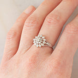 Anello a fiore in platino con diamanti di taglio brillante (0.50ctw), anni ‘60/‘70