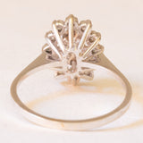 Anello a margherita vintage in oro bianco 18K con diamanti (0.27ctw ca.), anni ‘70/‘80