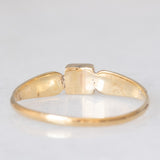 Solitario vintage in oro giallo 8K con opale (0.18ct ca.), anni ‘40/‘50