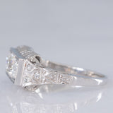 Anel Art Déco em ouro branco 14K com diamantes de lapidação antiga europeia (aprox. 0.90 ct), década de 30.