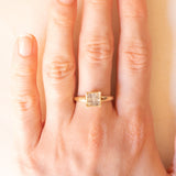 Anello vintage in oro giallo 9K con diamanti di taglio carré (0.30ctw ca.), anno 2016