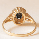 Anello a margherita vintage in oro giallo e bianco 9K con zaffiro (0.50ct ca.) e diamanti (0.04ctw ca.), anno 1992