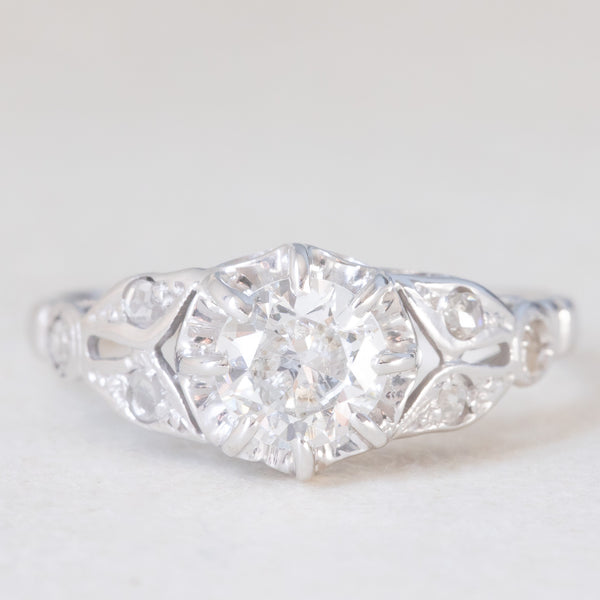 Solitario antico in oro bianco 18K con diamante di taglio brillante (0.47ct ca.), anni ‘20/‘30