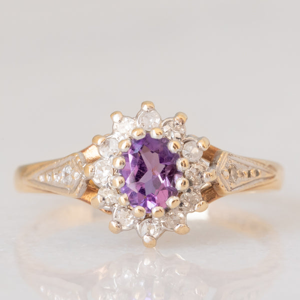 Anello a margherita vintage in oro giallo e bianco 9K con ametista (0.25ct ca.) e diamanti (0.14ctw ca.), anno 1991