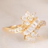 Anello vintage in oro giallo 14K con diamanti di taglio brillante e di taglio baguette (0.75ctw ca.), anni ‘70/‘80