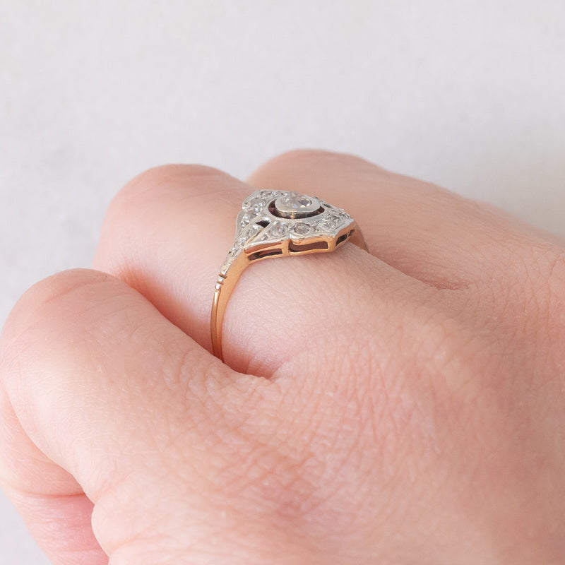 Anello Art Déco in oro giallo e bianco 14K con diamanti di taglio vecchia miniera e di taglio rosetta (0.30ctw ca.), anni ‘30