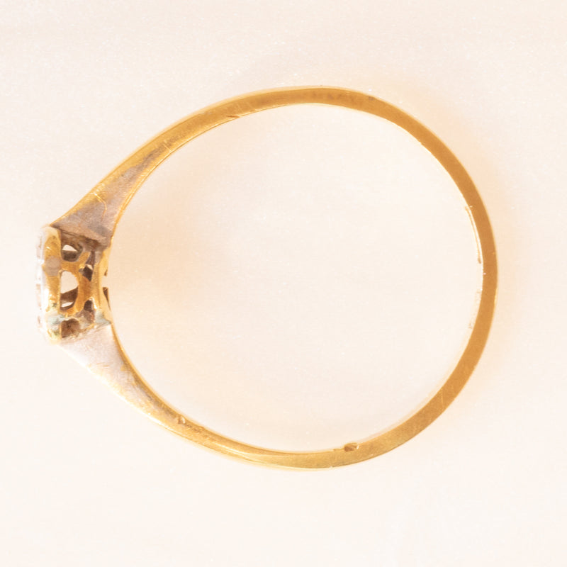 Anello a fiore antico in platino e oro giallo 18K con diamanti di taglio vecchia miniera, 1901-1910
