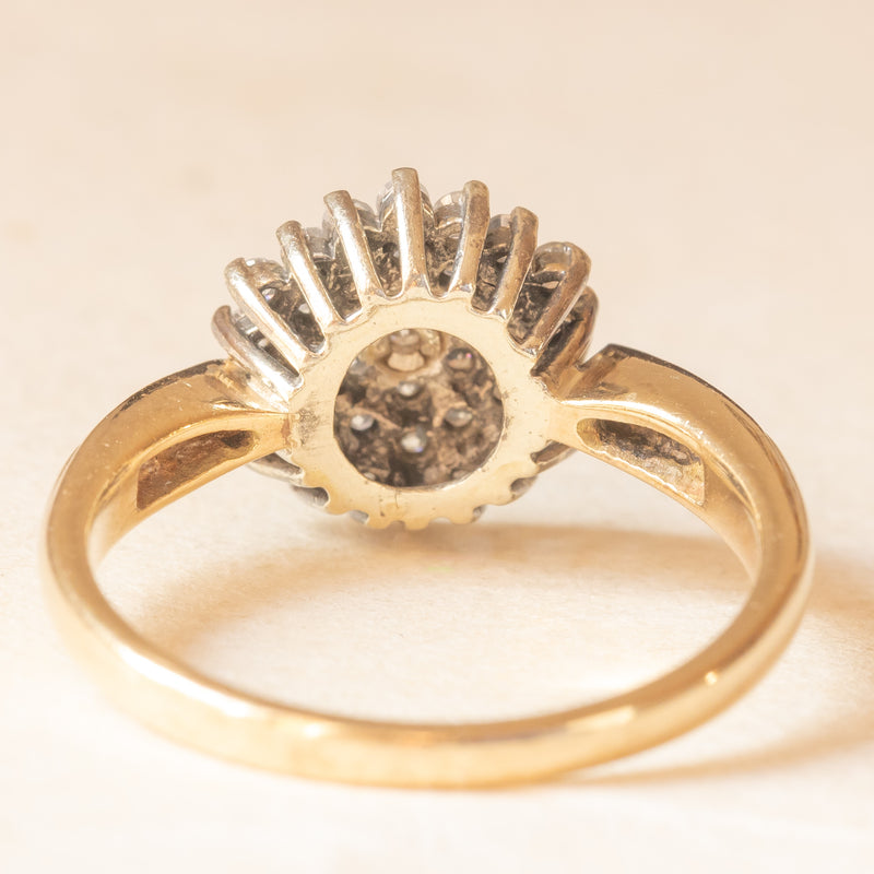 Anello a margherita in oro giallo 9K con diamanti (0.50ctw ca.), anno 1993