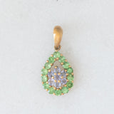 Coppia di ciondoli vintage in oro giallo 9K con tanzaniti e diamante e in oro giallo 8K con tanzaniti e peridoti