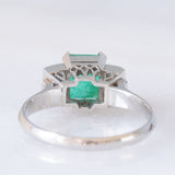 Trilogy vintage in stile Art Déco in platino con smeraldo (0.90ct) e diamanti (0.46ctw), anni ‘80