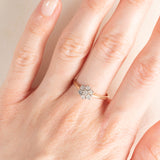 Vintage-Gänseblümchenring aus 9-karätigem Gelbgold mit Diamanten im Brillantschliff (ca. 0.35 ctw), 80er/90er Jahre