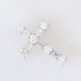 Ciondolo vintage a forma di croce in platino con diamanti (0.50ctw)