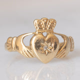 “Amicizia, amore, lealtà” Anello Claddagh vintage in oro giallo 9K con diamante