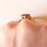 Anello vintage in oro giallo 9K con granati (0.90ctw ca.), anno 1978
