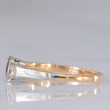Trilogy Art Déco in oro giallo e bianco 9K con zaffiro (0.30ct ca.) e diamanti di taglio brillante (0.14ctw ca.), anni ‘30