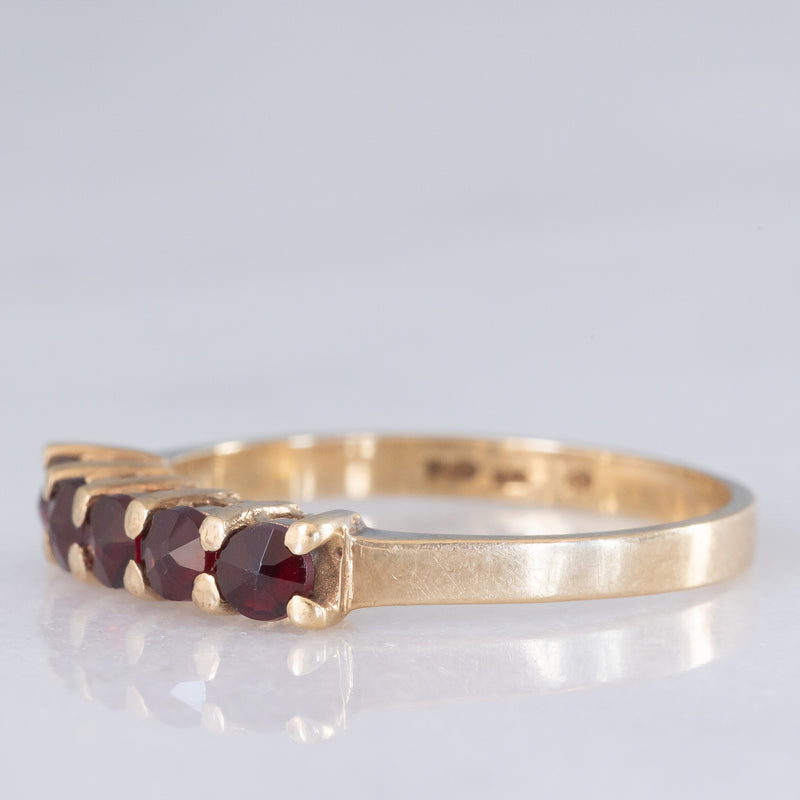 Veretta vintage in oro giallo 9K con granati (0.50ctw ca.), anni ‘70