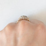 Anello vintage in oro giallo 9K con zaffiri (0.20ctw ca.) e diamanti (0.18ctw ca.), anni ‘70/‘80
