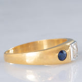 Trilogy gypsy vintage in oro giallo 18K con diamante (0.35ct ca.) e zaffiri (0.36ctw ca.), anni ‘50/‘60