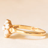 Anello a fiore vintage in oro giallo 9K con opali (0.35ctw ca.), anno 1979