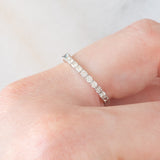 Mezzo eternity vintage in oro bianco 18K con alessandrite (0.06ct) e diamanti (0.45ctw), anni ‘2000