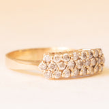 Anello vintage in oro giallo 18K con tripla fila di diamanti di taglio brillante (0.38ctw ca.), anni ‘70