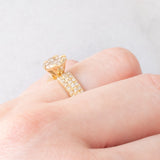 Anello a fiore in oro giallo 18K con diamanti di taglio brillante (1ctw), anni ‘70/‘80
