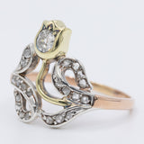Anello antico in oro giallo e rosa 18K e argento con diamanti (0.40ctw ca.), anni ‘20