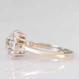 Anello a margherita vintage in oro bianco 14K con diamanti di taglio brillante (0.16ctw ca.) e con centrale fancy brown, anni ‘80
