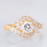 Anello a fiore vintage in oro giallo 18K con diamanti (0.92ctw), anni ‘80